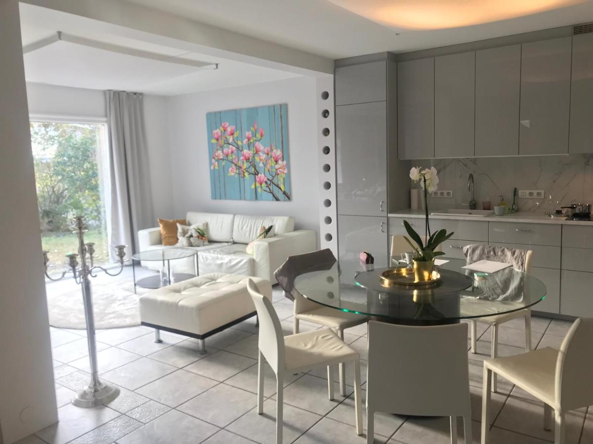 Casa Disa - Apartments A Boutique Guesthouse In Reykjavik City'S Central Park And Botanical Garden In Laugardalur, Hot-Spring-Valley المظهر الخارجي الصورة