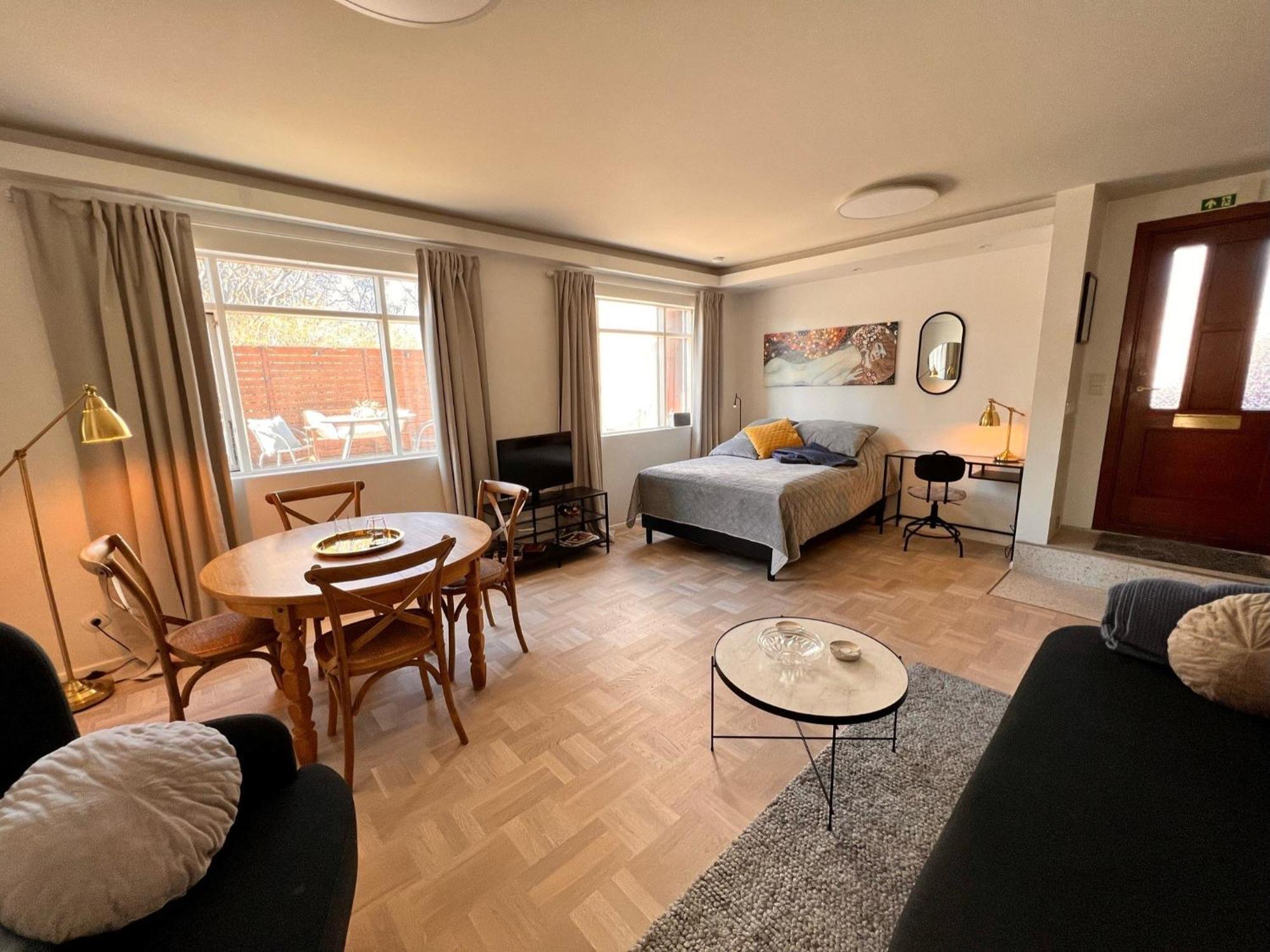 Casa Disa - Apartments A Boutique Guesthouse In Reykjavik City'S Central Park And Botanical Garden In Laugardalur, Hot-Spring-Valley المظهر الخارجي الصورة