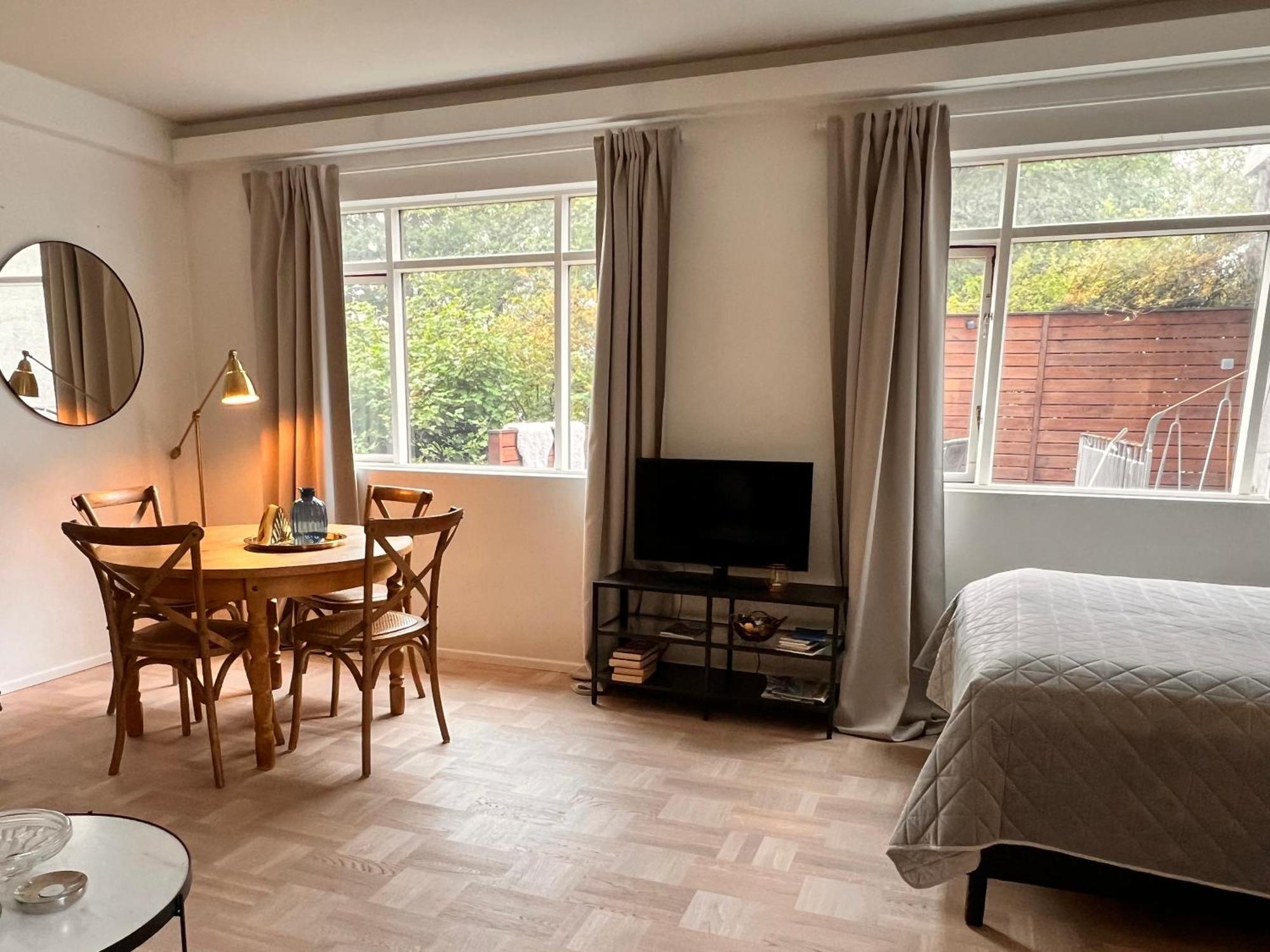 Casa Disa - Apartments A Boutique Guesthouse In Reykjavik City'S Central Park And Botanical Garden In Laugardalur, Hot-Spring-Valley المظهر الخارجي الصورة